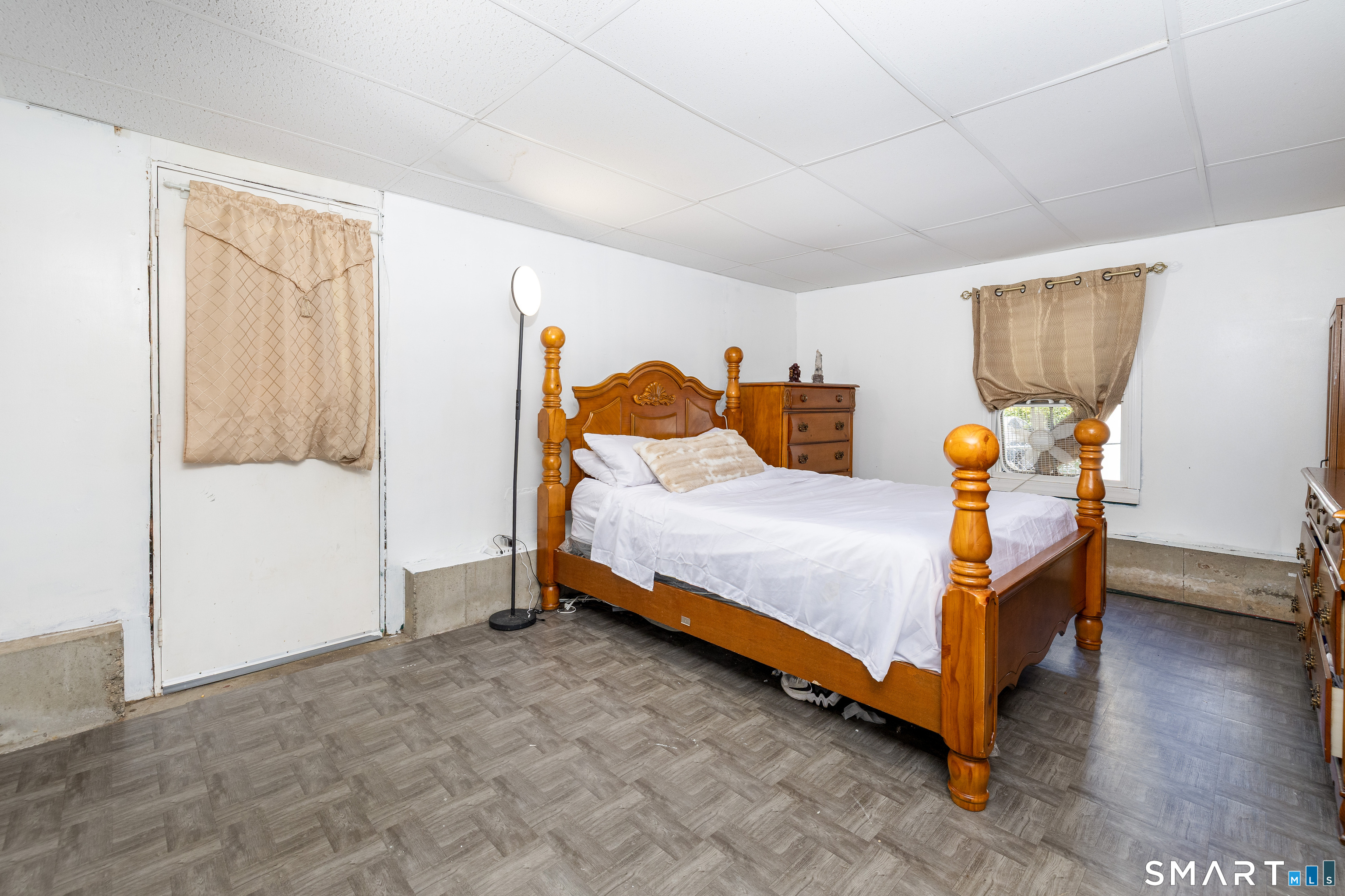 118 Norton Street Waterbury, CT 06708 - Photo 19 of 36