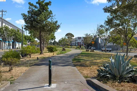 $735,000 | 1355 Pullman Way, Oakland, CA 94607