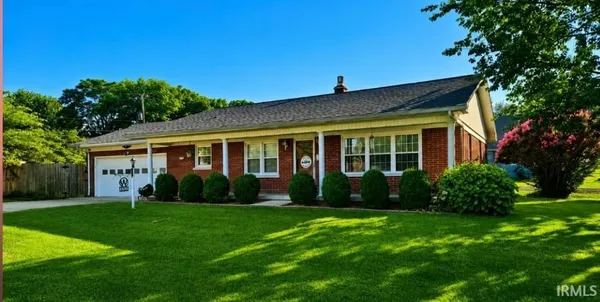 $172,500 | 1127 North Canal Street, Mount Vernon, IN 47620