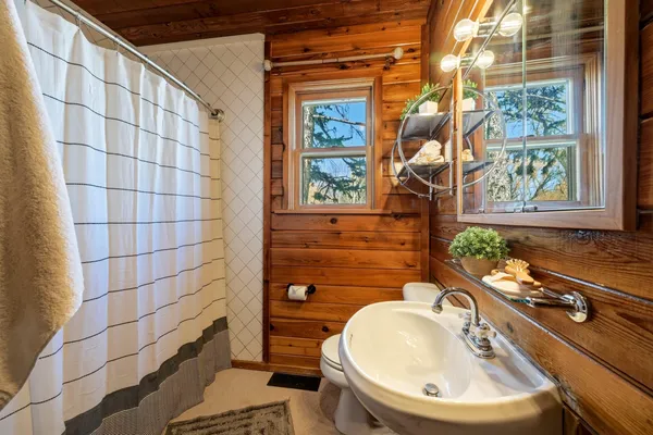 $469,000 | 221 West 3rd Avenue, Dayton, WY 82836