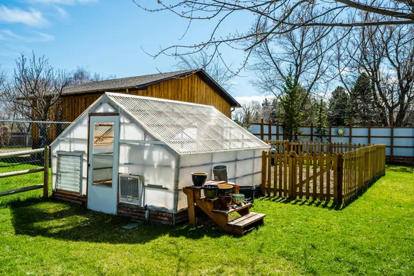 $469,000 | 221 West 3rd Avenue, Dayton, WY 82836