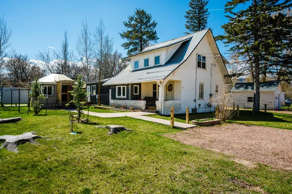 $469,000 | 221 West 3rd Avenue, Dayton, WY 82836