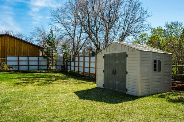 $469,000 | 221 West 3rd Avenue, Dayton, WY 82836