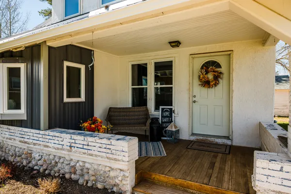 $469,000 | 221 West 3rd Avenue, Dayton, WY 82836