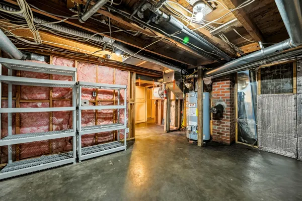 $469,000 | 221 West 3rd Avenue, Dayton, WY 82836