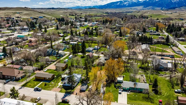 $469,000 | 221 West 3rd Avenue, Dayton, WY 82836