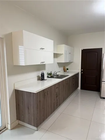 $1,600 | 2205 South 6th Street, McAllen, TX 78503