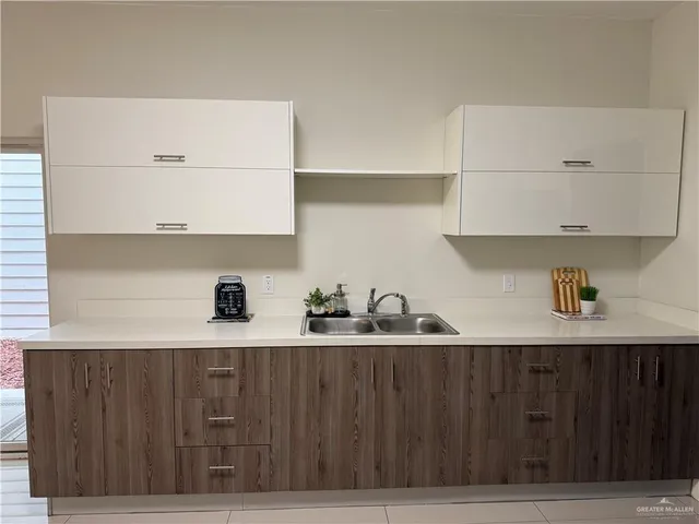 $1,600 | 2205 South 6th Street, McAllen, TX 78503