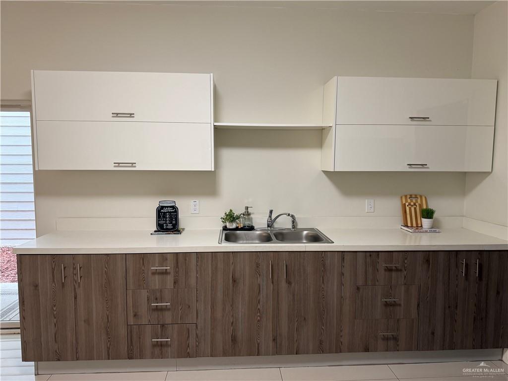 2205 South 6th Street McAllen, TX 78503 - Photo 9 of 26