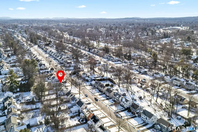 $579,000 | 220 Griswold Drive, West Hartford, CT 06119