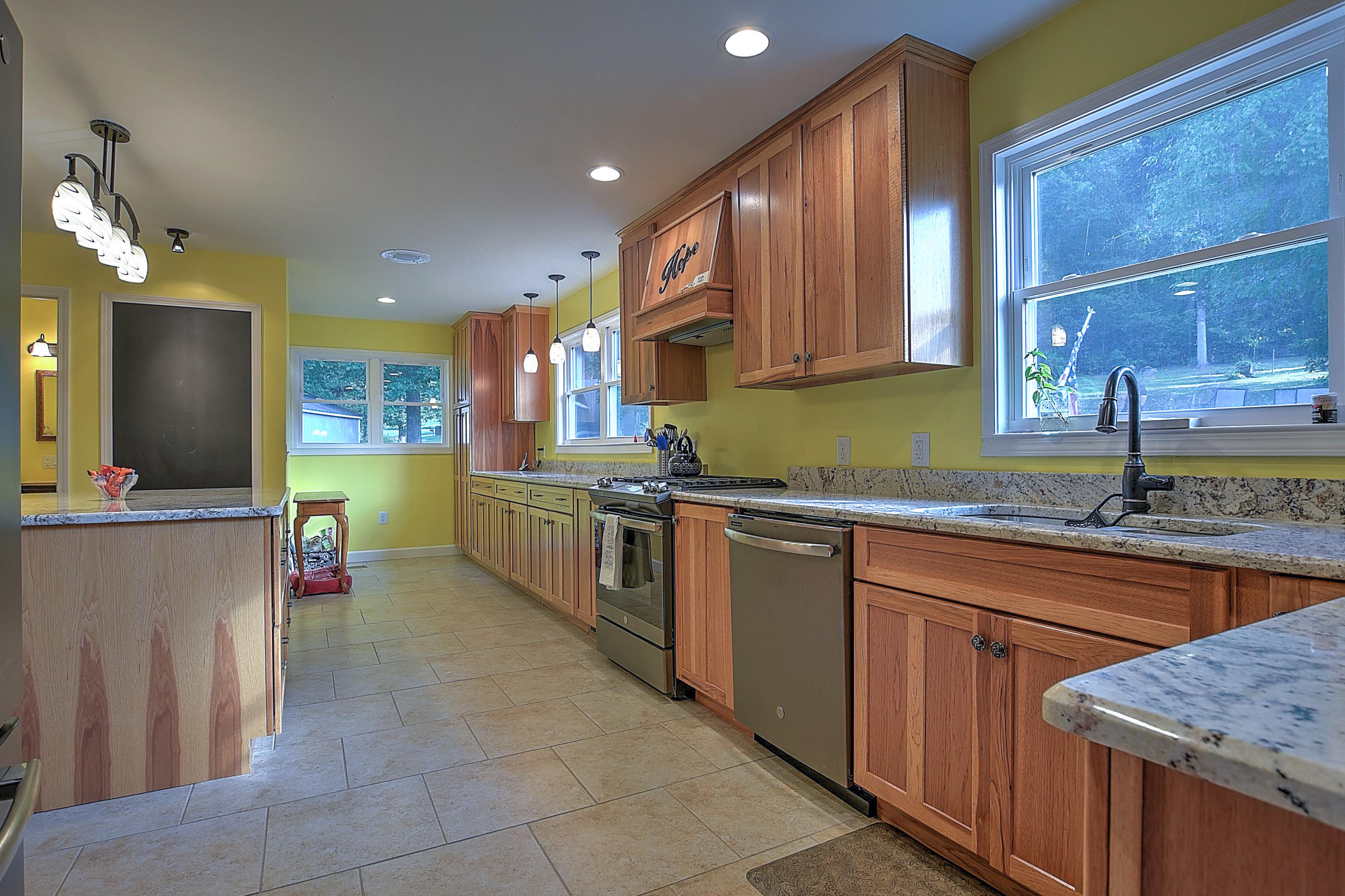 212 Bob Clark Road Jonesborough, TN 37659 - Photo 6 of 31 212 Bob Clark Rd-6