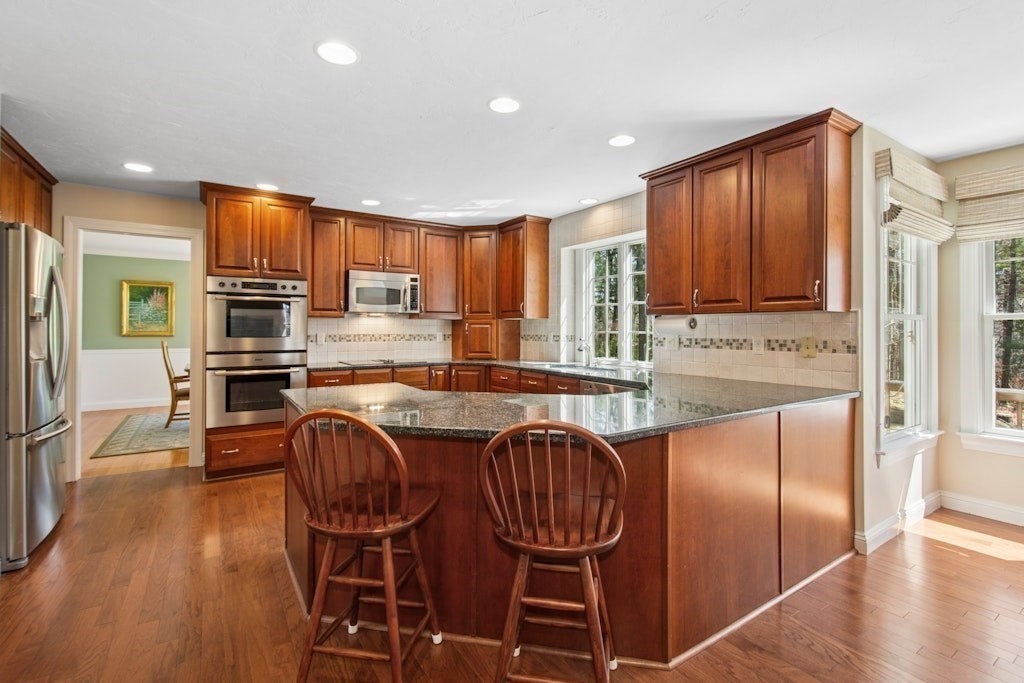 5 MacGregor Way Acton, MA 01720 - Photo 4 of 42