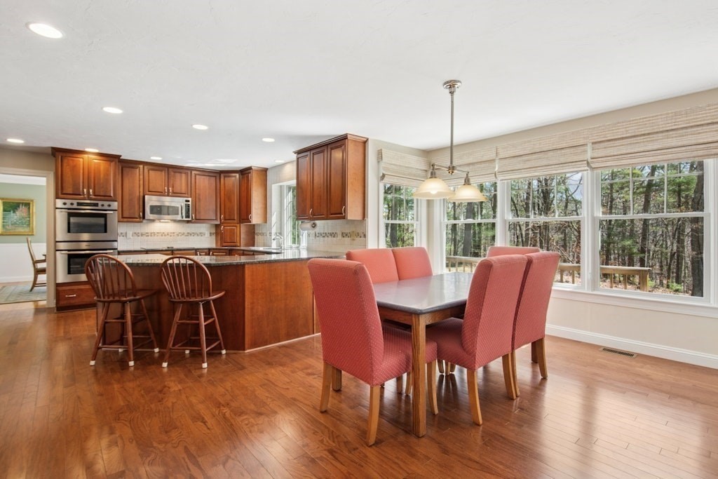 5 MacGregor Way Acton, MA 01720 - Photo 8 of 42