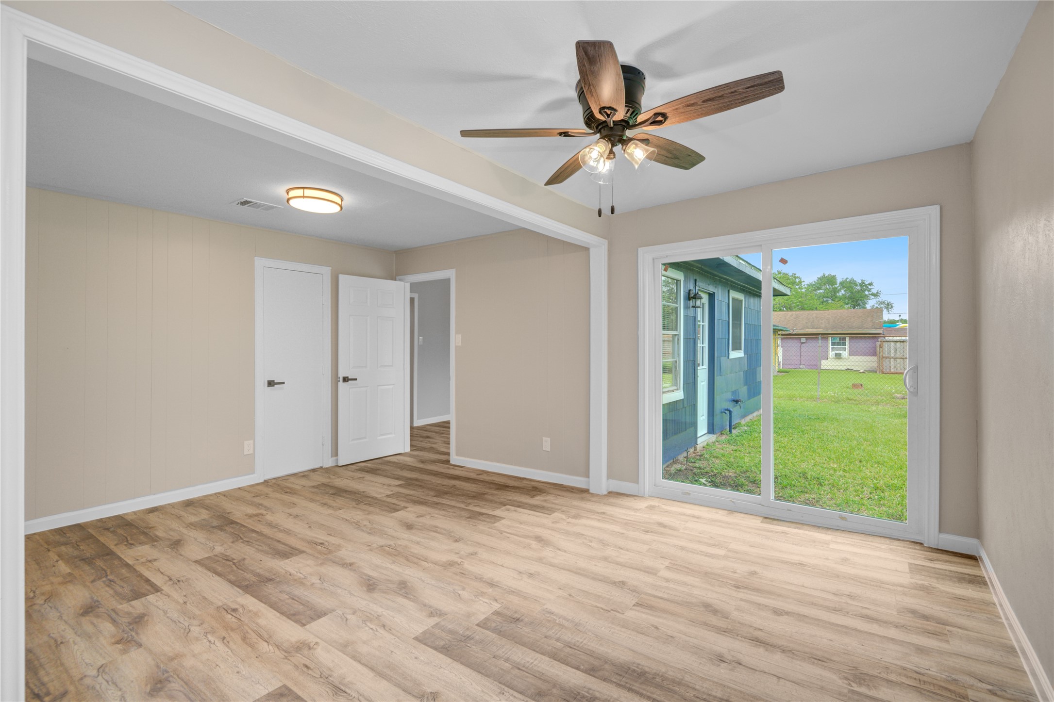 10611 Leitrim Way Houston, TX 77047 - Photo 17 of 28