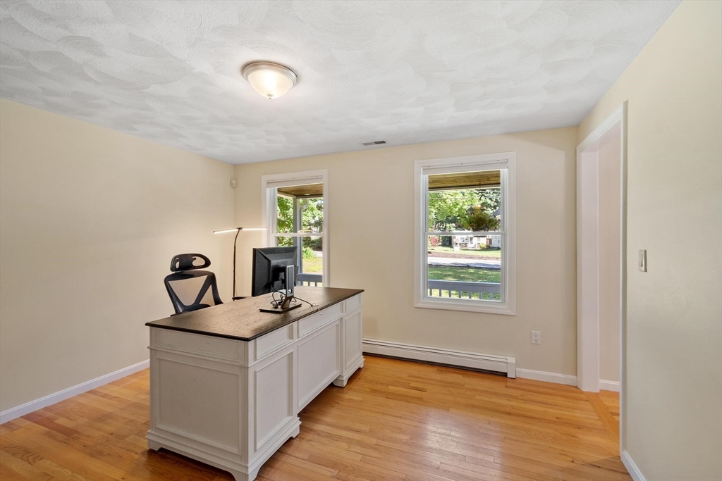 26 Worden Road Tyngsborough, MA 01879 - Photo 15 of 42