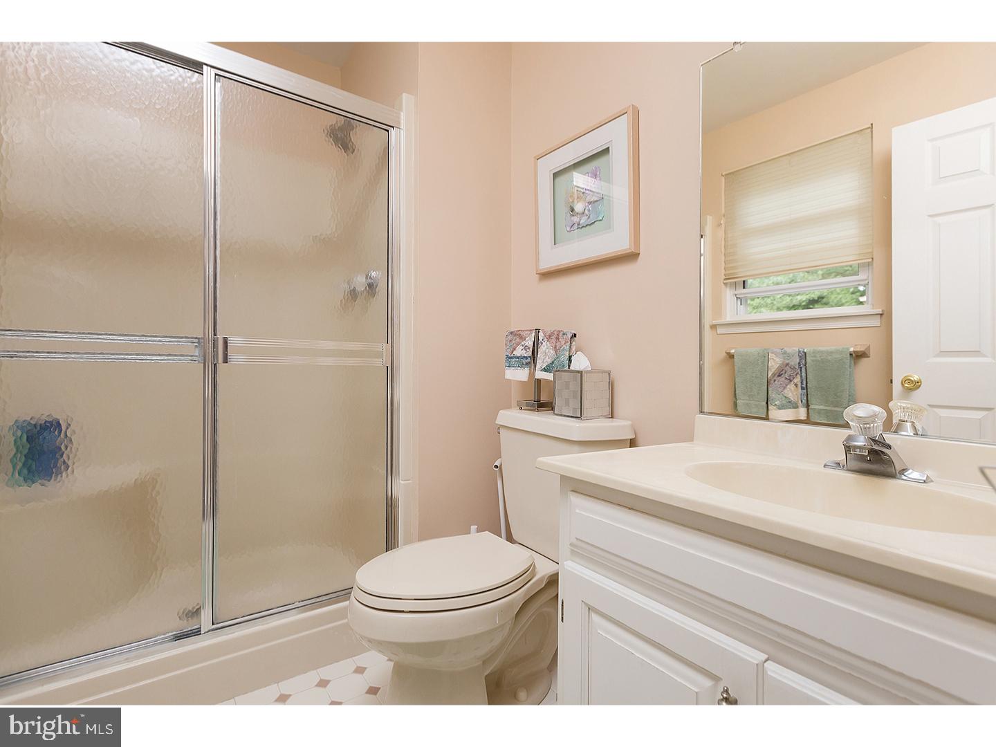 128 Greenvale Road Cherry Hill, NJ 08034 - Photo 8 of 14 Gallery Image 8