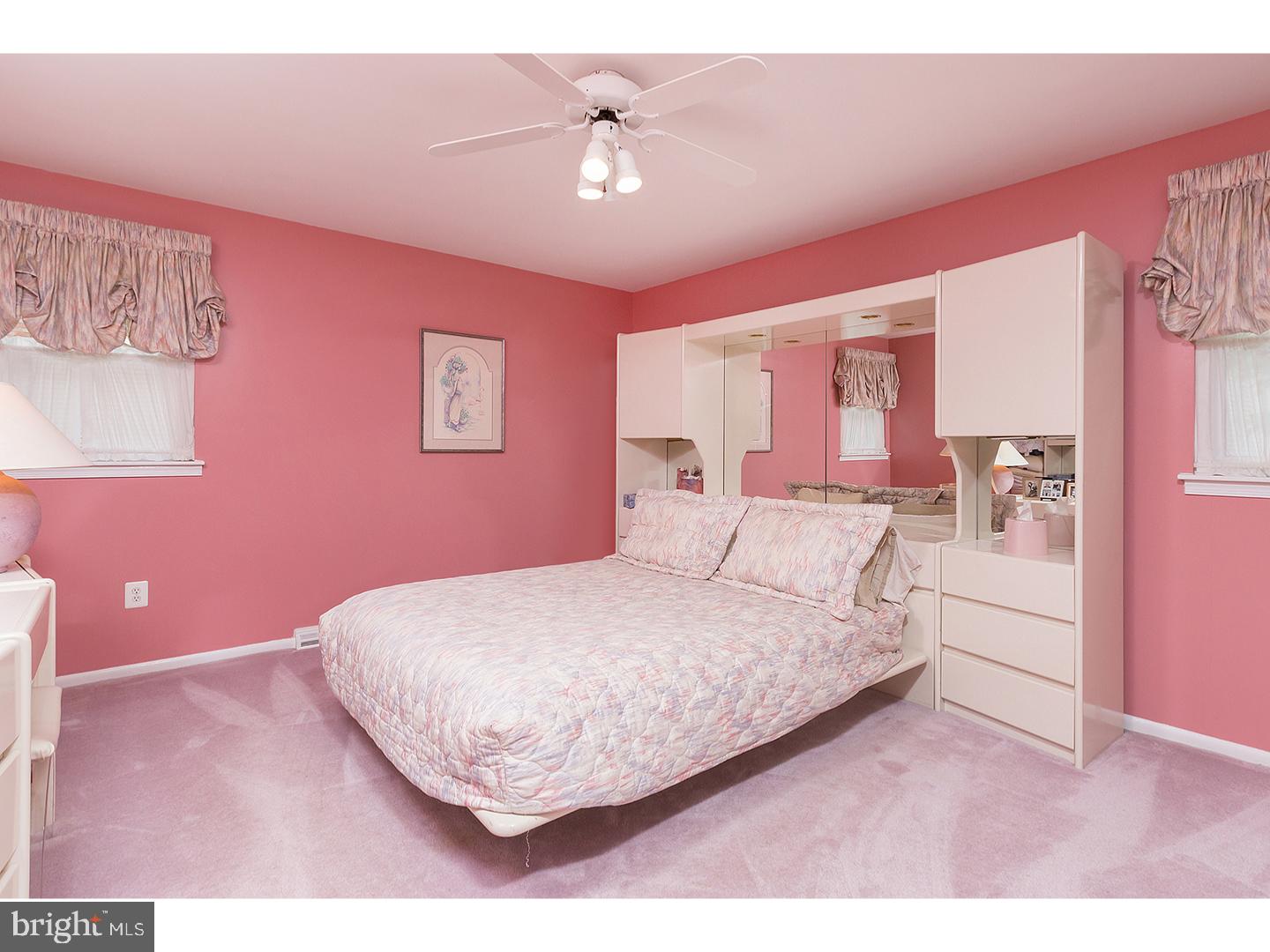 128 Greenvale Road Cherry Hill, NJ 08034 - Photo 9 of 14 Gallery Image 9