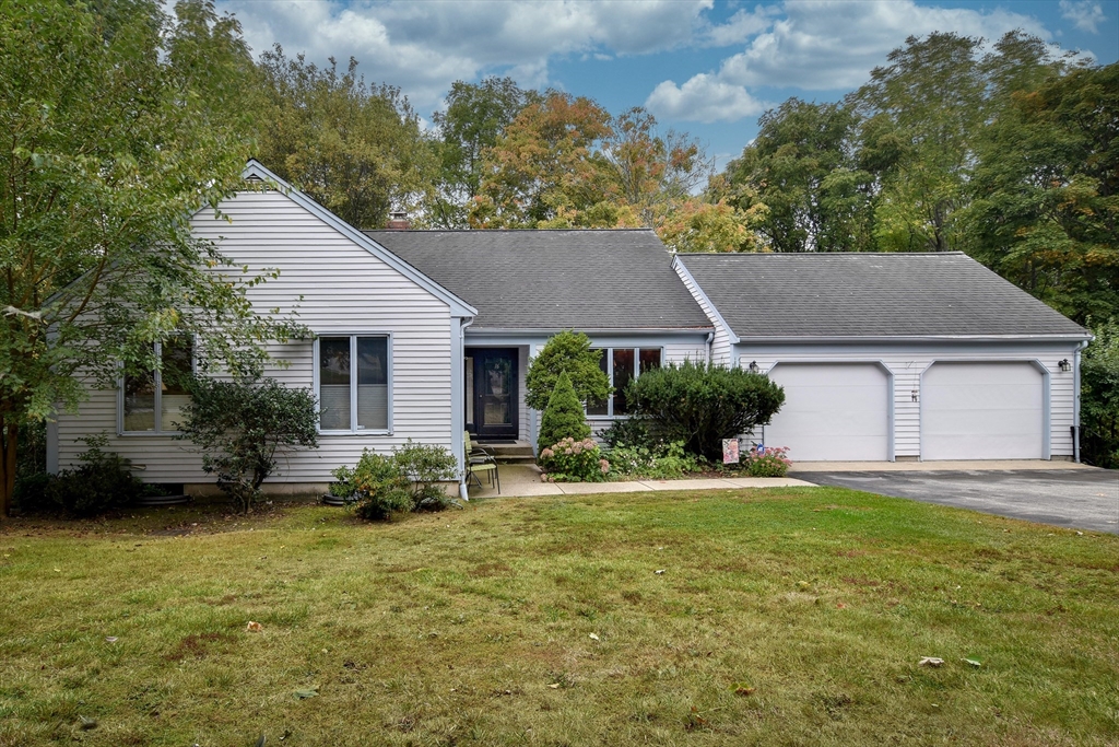 16 Lookout Farm Road Natick, MA 01760 - Photo 1 of 20 Gallery Image 1