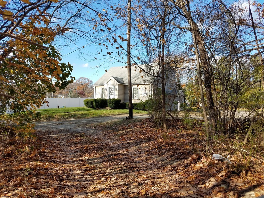 242 Mendon Road Woonsocket, RI 02895 - Photo 1 of 25