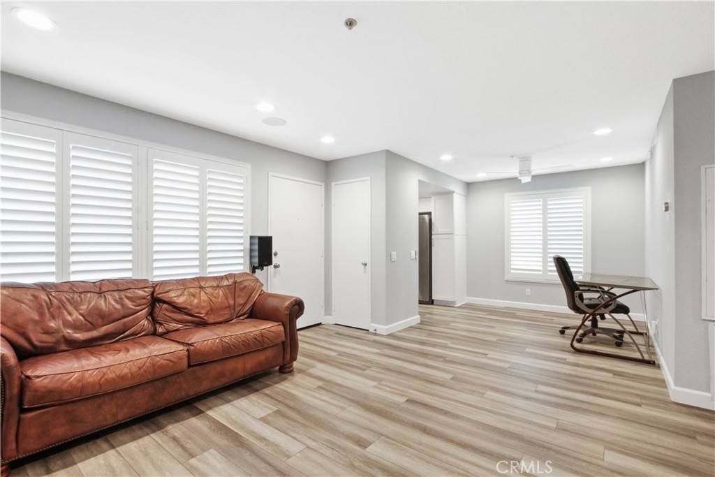 101 South Cross Creek Road, Unit F Orange, CA 92869 - Photo 8 of 27 Gallery Image 8