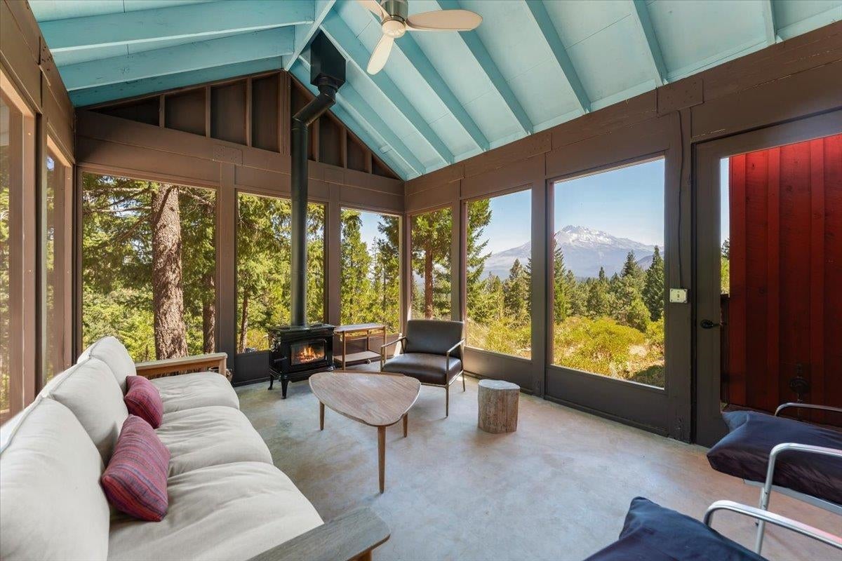 3812 Dale Creek Road Weed, CA 96094 - Photo 20 of 40 Gallery Image 20