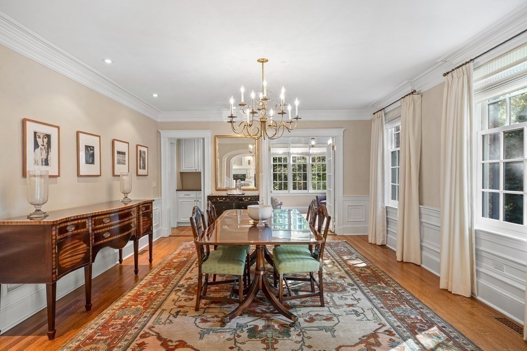 55 Cliff Road Wellesley, MA 02481 - Photo 13 of 42