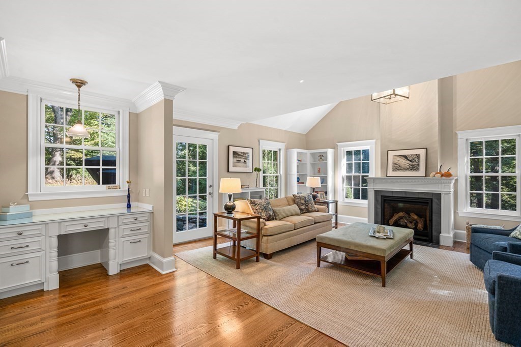 55 Cliff Road Wellesley, MA 02481 - Photo 17 of 42
