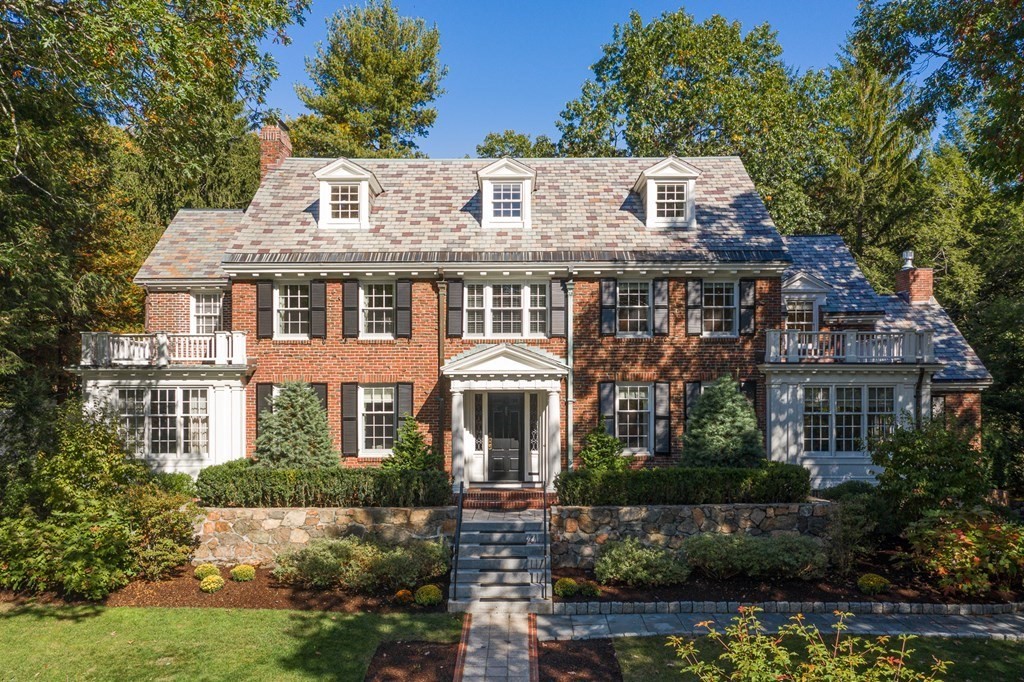 55 Cliff Road Wellesley, MA 02481 - Photo 2 of 42