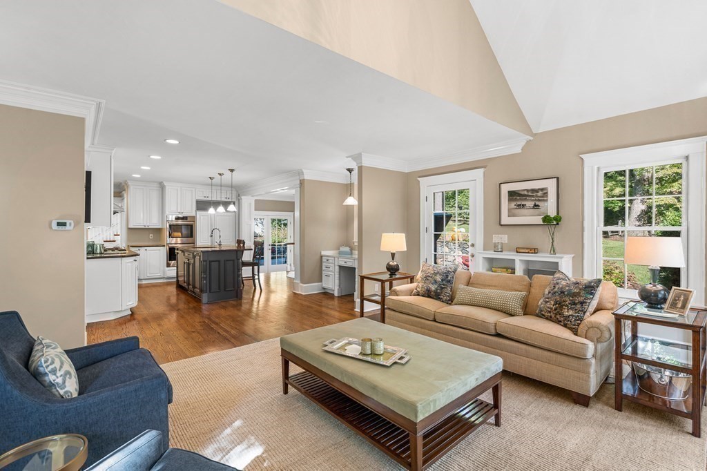 55 Cliff Road Wellesley, MA 02481 - Photo 23 of 42