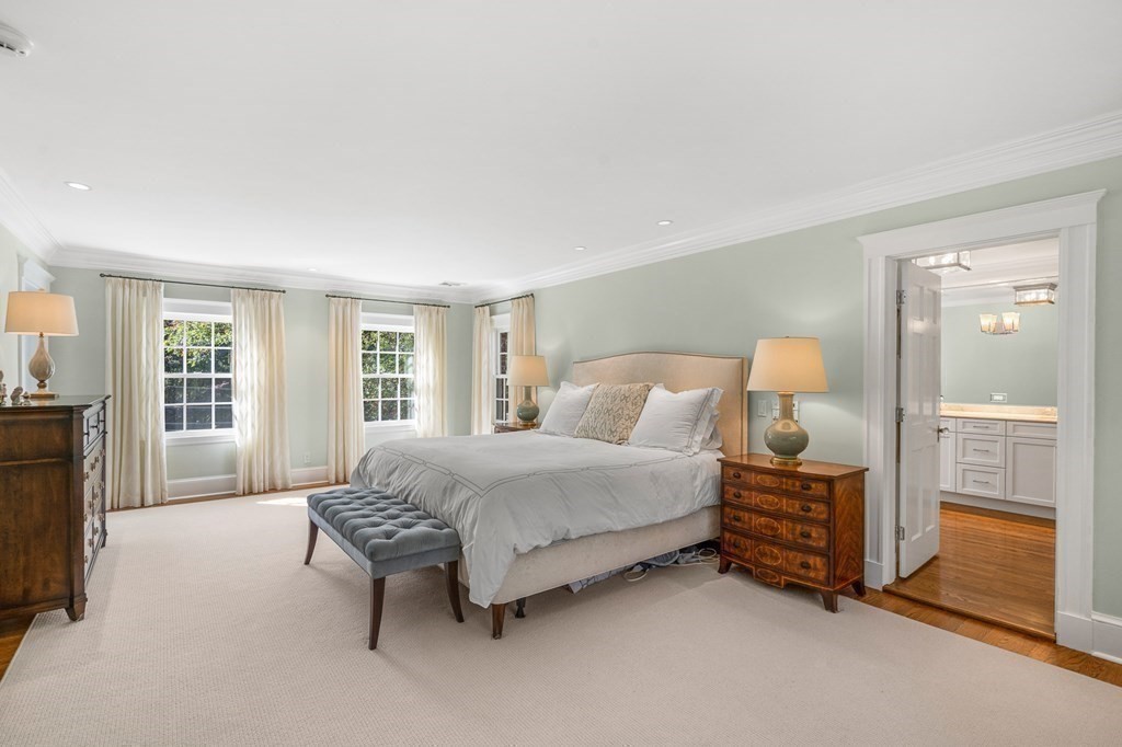 55 Cliff Road Wellesley, MA 02481 - Photo 25 of 42