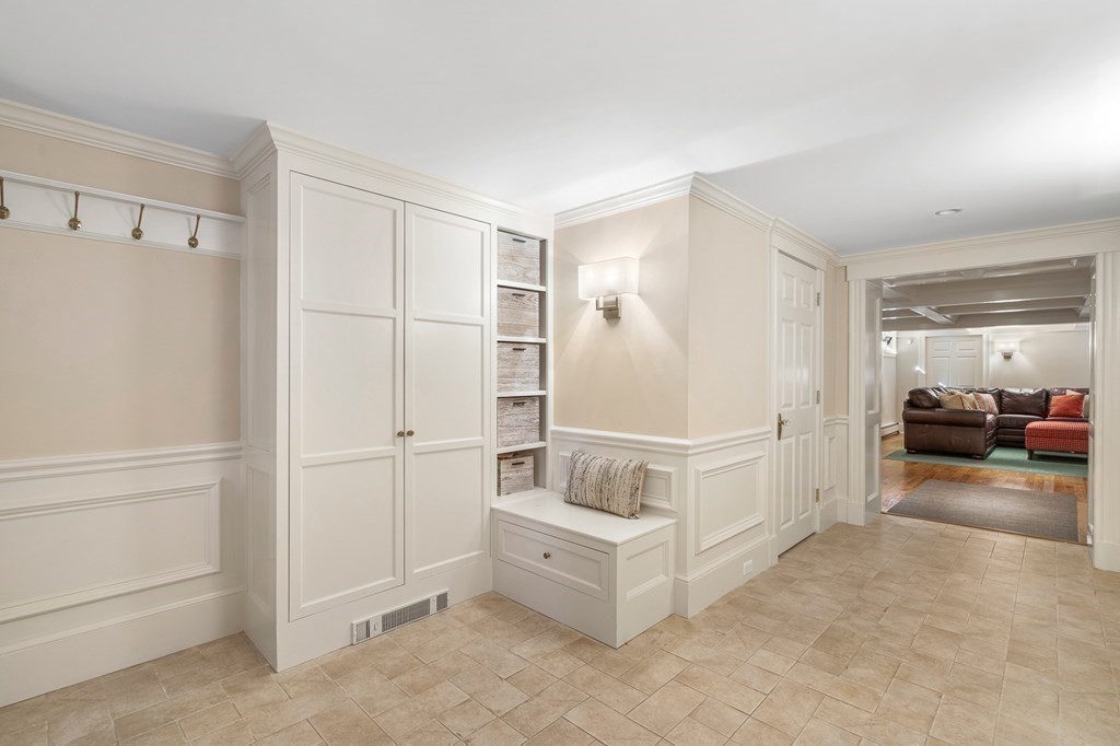 55 Cliff Road Wellesley, MA 02481 - Photo 35 of 42