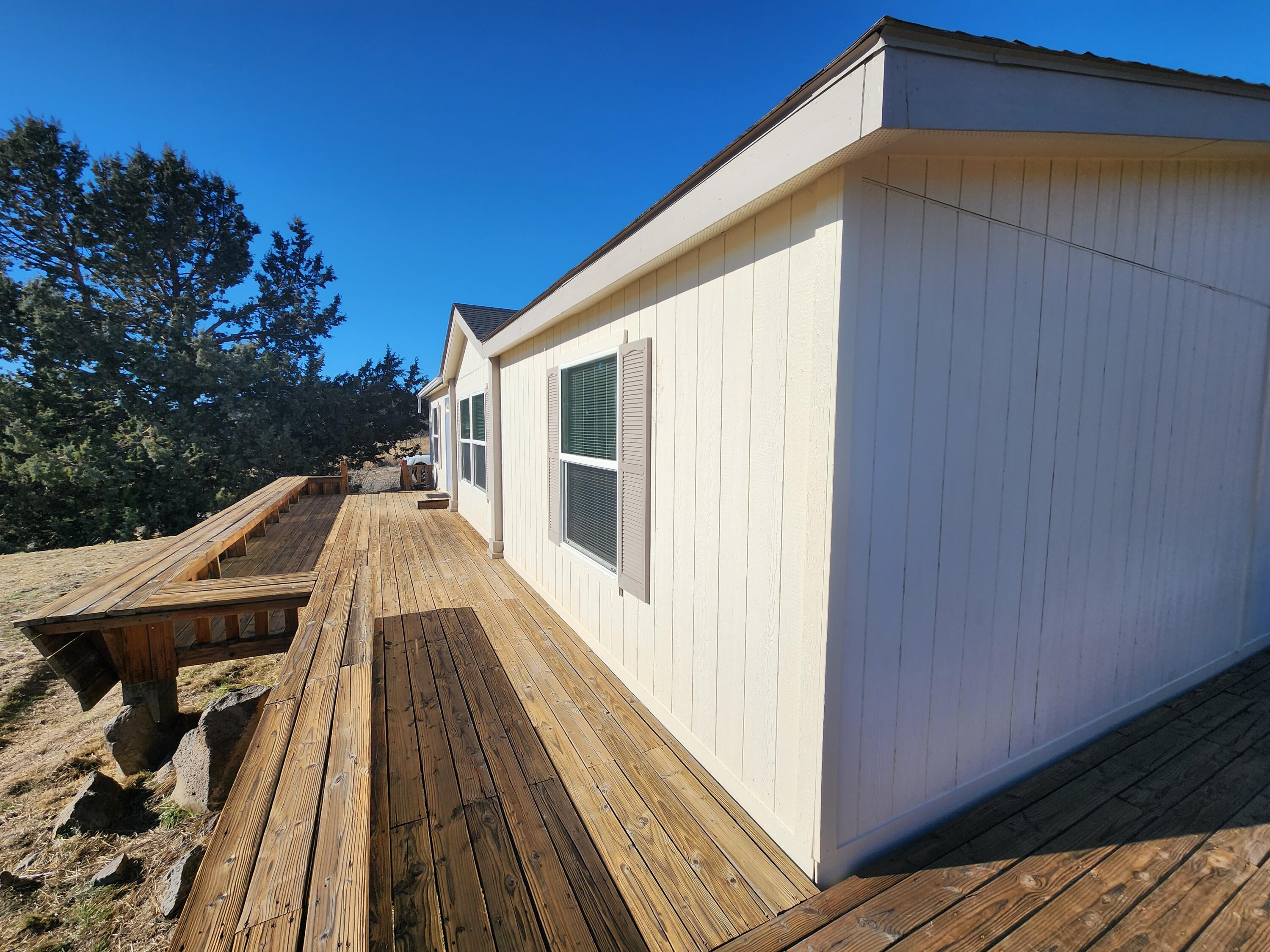 33687 Drews Road Chiloquin, OR 97624 - Photo 4 of 35 20231029_145800