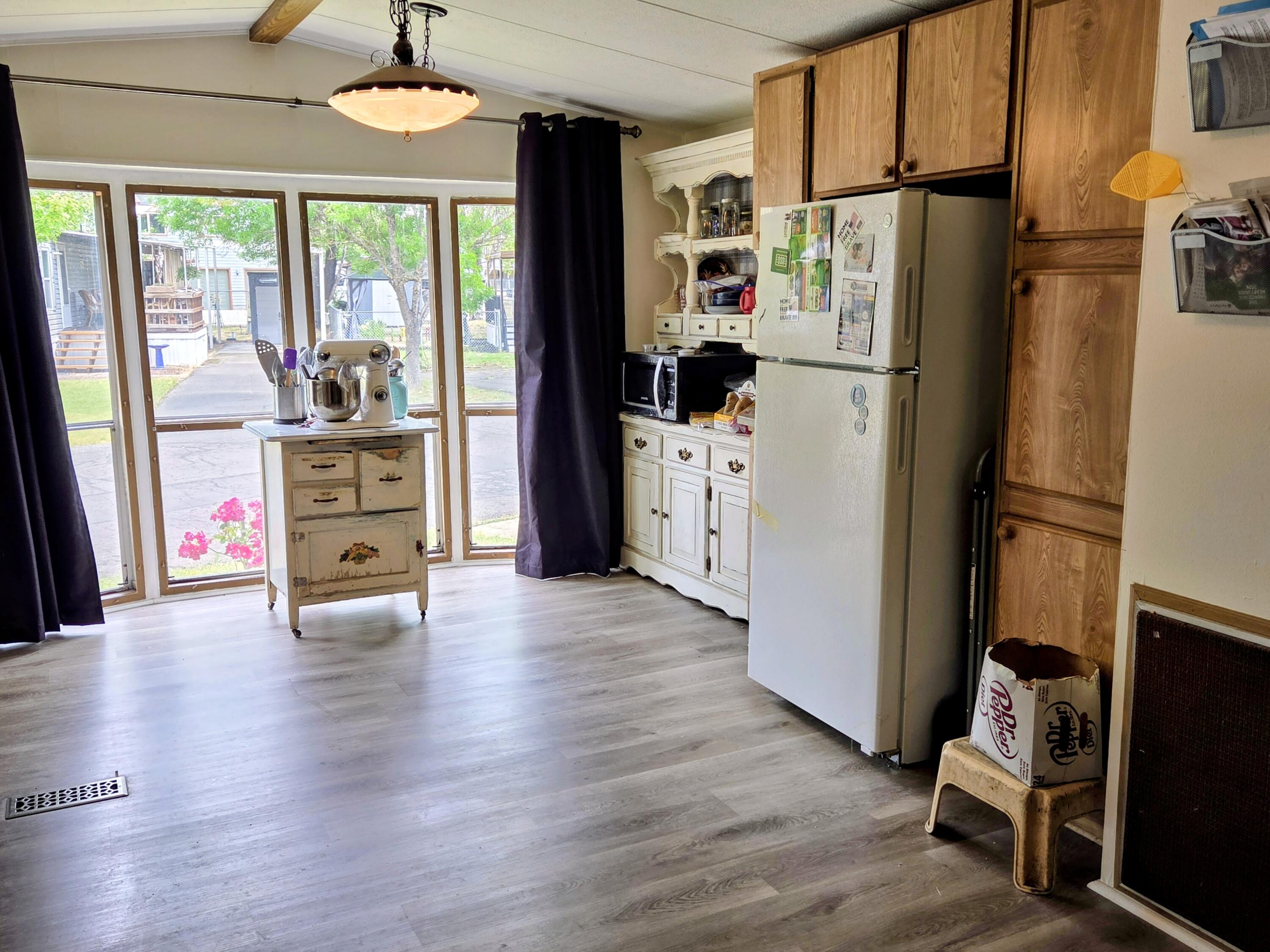 6850 Downing Road, Unit SPC 31 Central Point, OR 97502 - Photo 15 of 22