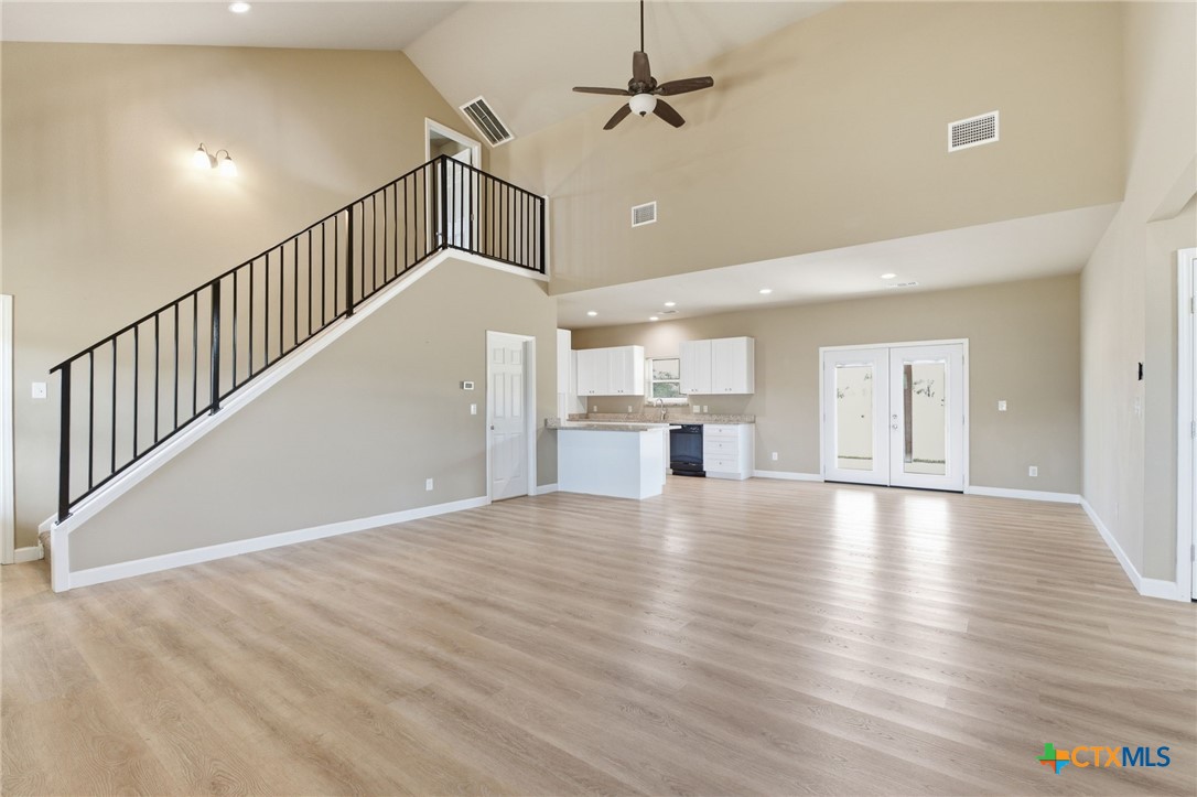 373 Cross Road Kingsbury, TX 78638 - Photo 4 of 27 Gallery Image 4