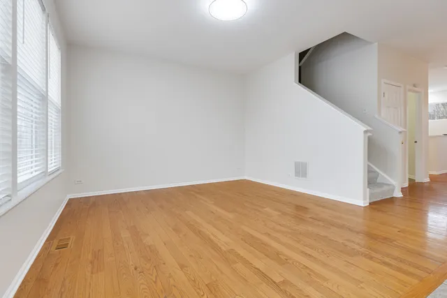 $439,000 | 4179 Milford Lane, Aurora, IL 60504