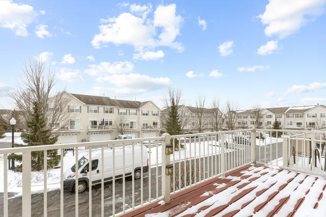 $439,000 | 4179 Milford Lane, Aurora, IL 60504