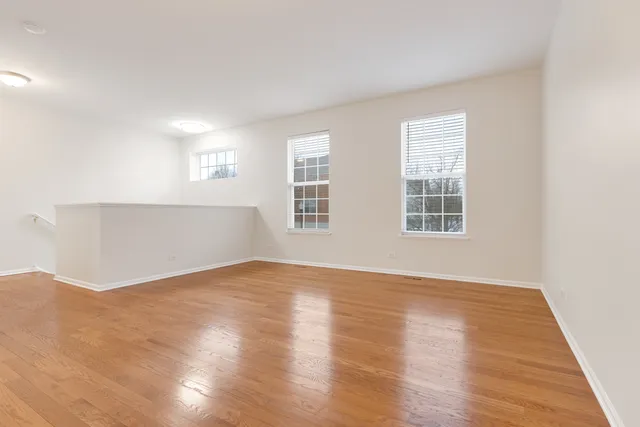 $439,000 | 4179 Milford Lane, Aurora, IL 60504