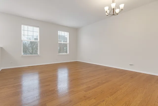 $439,000 | 4179 Milford Lane, Aurora, IL 60504