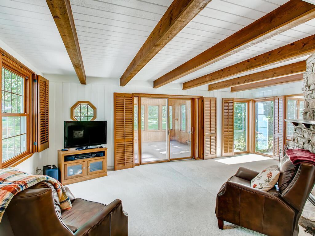 103 Sandy Hook Road Chanhassen, MN 55317 - Photo 11 of 39 Gallery Image 11