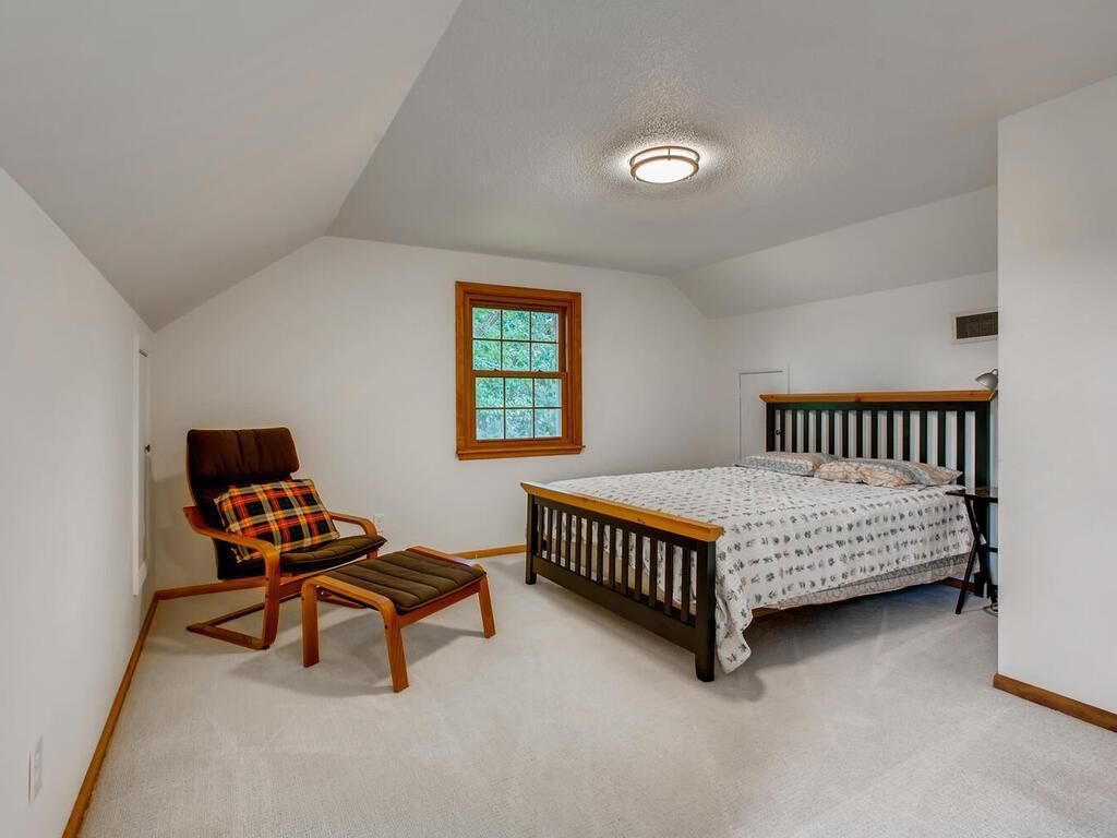 103 Sandy Hook Road Chanhassen, MN 55317 - Photo 19 of 39 Gallery Image 19