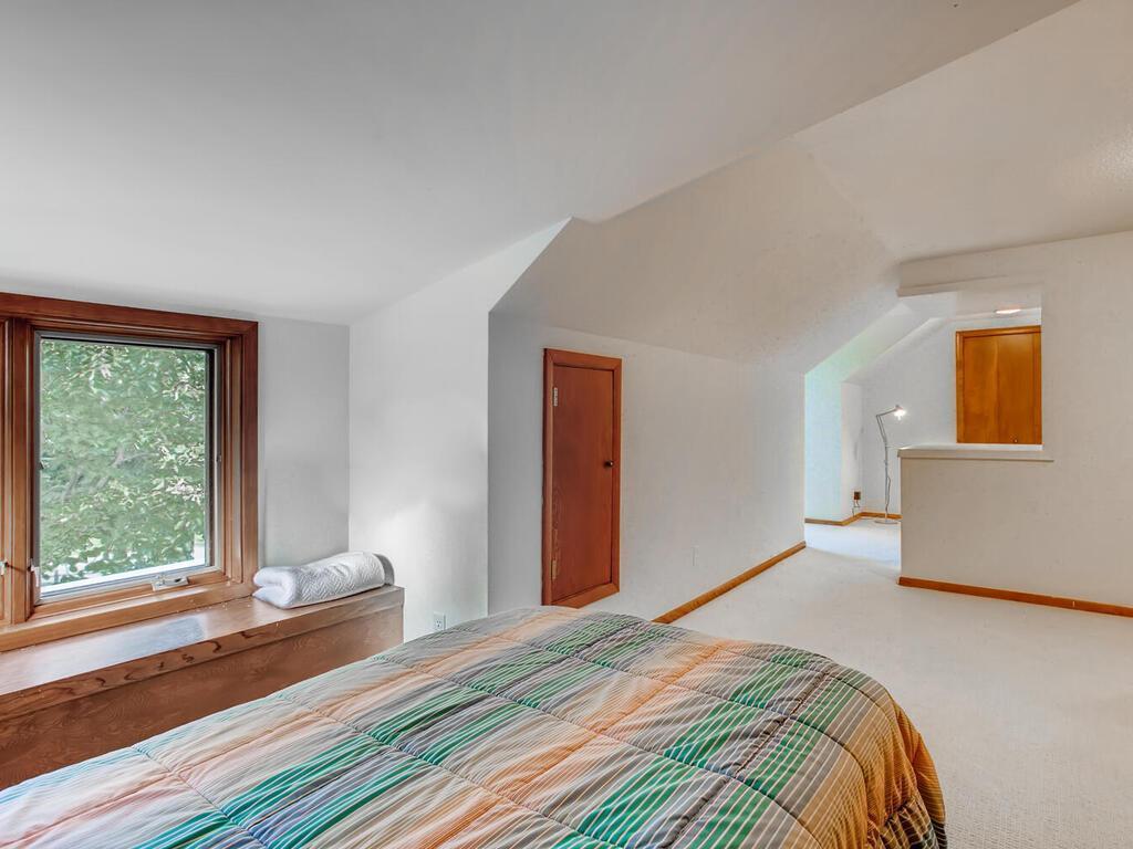 103 Sandy Hook Road Chanhassen, MN 55317 - Photo 24 of 39 Gallery Image 24