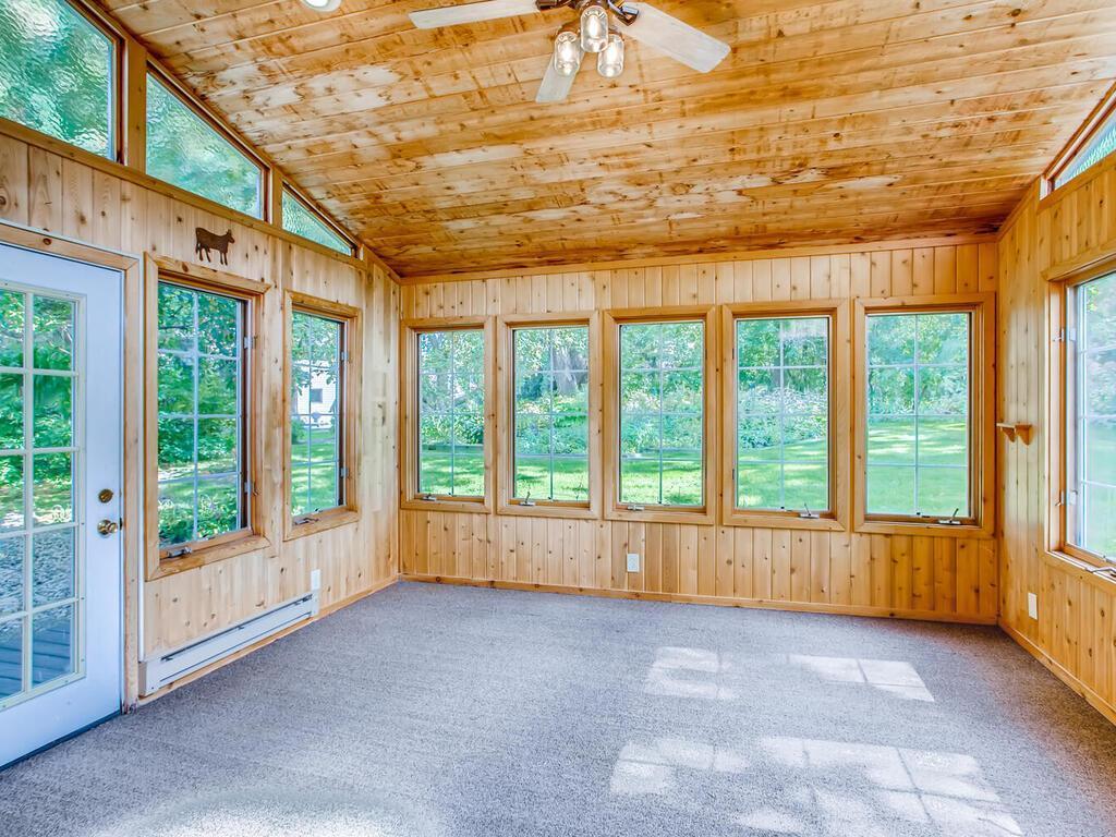 103 Sandy Hook Road Chanhassen, MN 55317 - Photo 27 of 39 Gallery Image 27