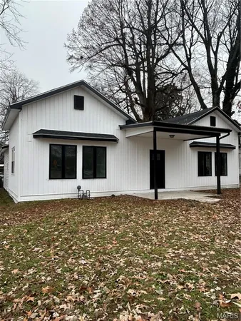 $185,000 | 207 East Marshall Street, Charleston, MO 63834