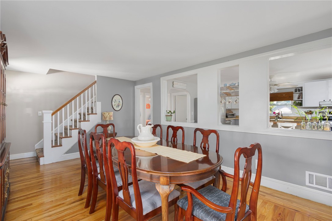 45 Woodhaven Road Pawtucket, RI 02861 - Photo 17 of 49