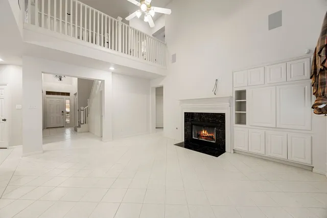 a view of livingroom with fireplace