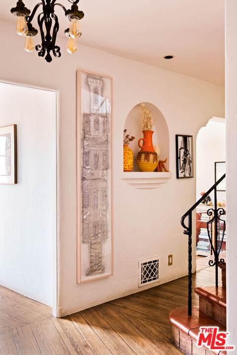 3700 Lowry Road Los Angeles, CA 90027 - Photo 33 of 59