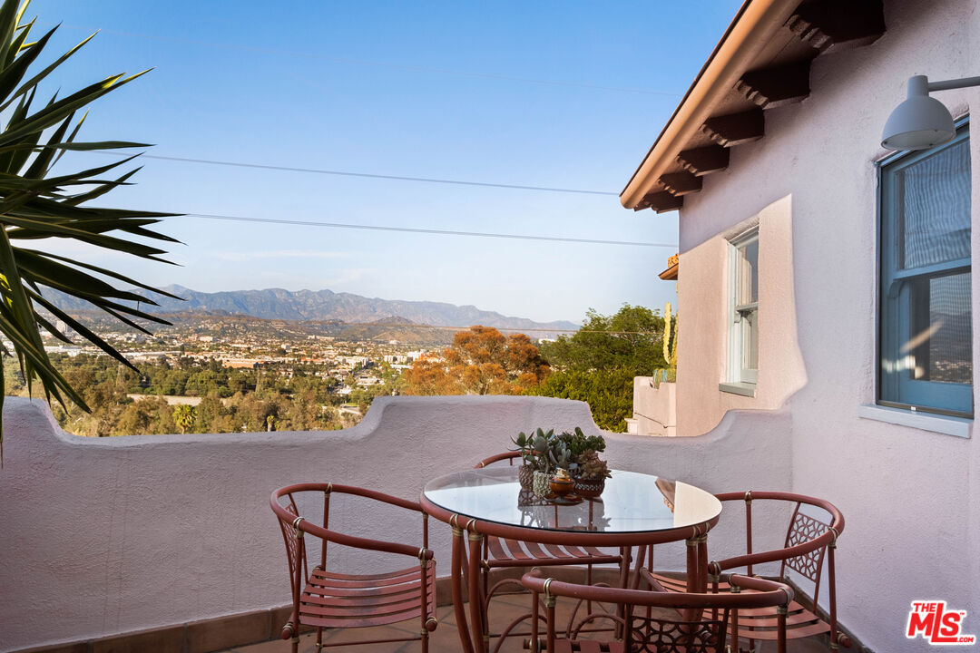 3700 Lowry Road Los Angeles, CA 90027 - Photo 44 of 59
