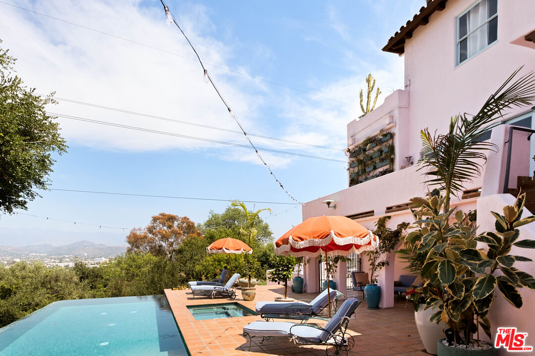 3700 Lowry Road Los Angeles, CA 90027 - Photo 46 of 59