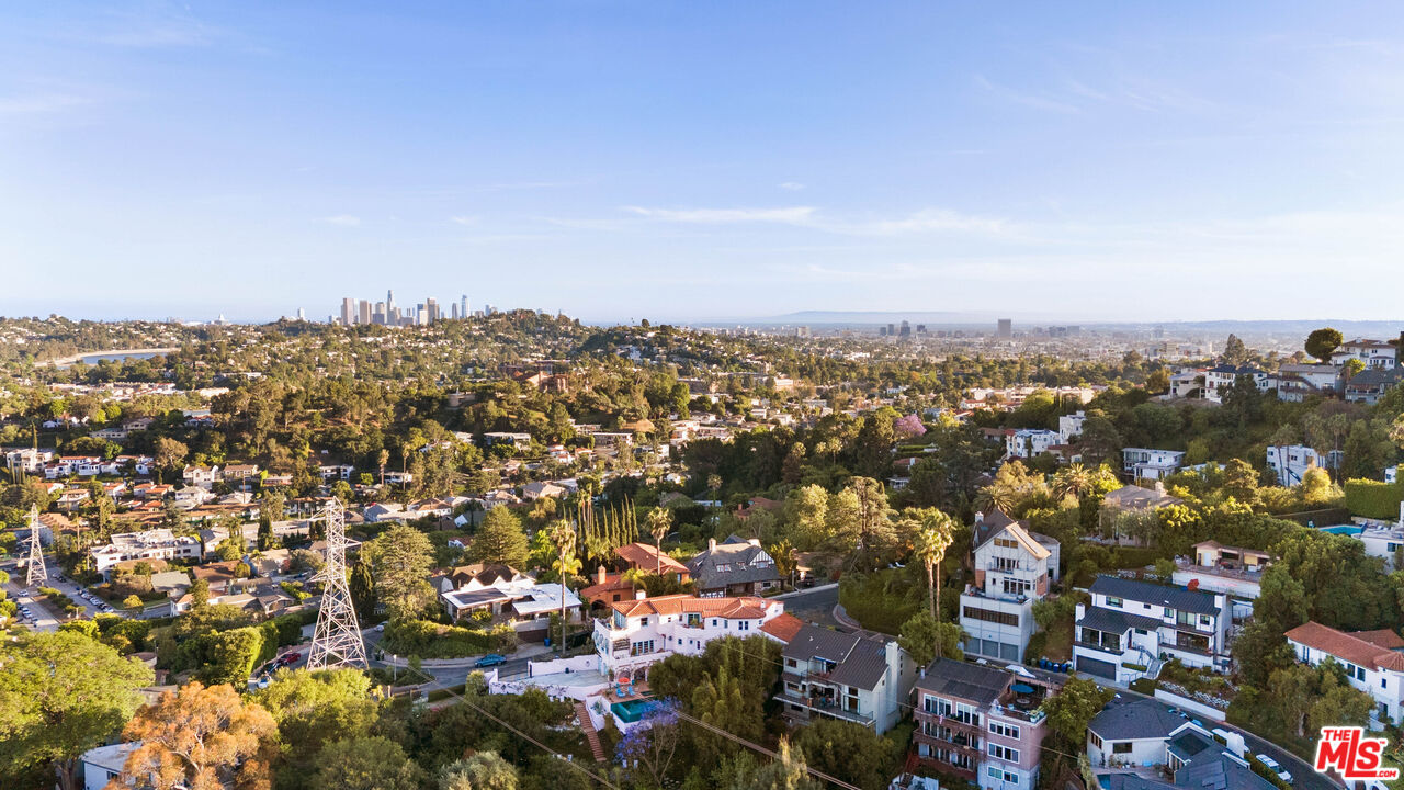 3700 Lowry Road Los Angeles, CA 90027 - Photo 58 of 59