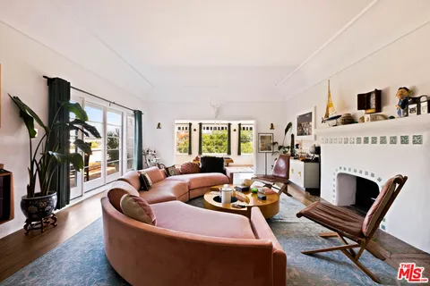 $5,495,000 | 3700 Lowry Road, Los Angeles, CA 90027